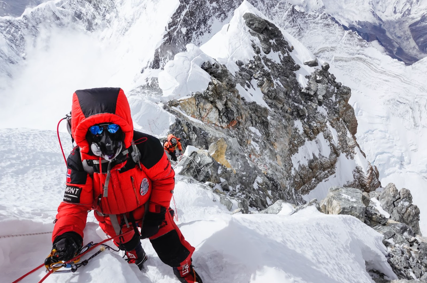 Kristin Harila lors de sa deuxième ascension de l&#039;Everest en mai 2022. Kristin Harila, un record qui fait «régresser l&#039;alpinisme»