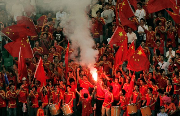 Kommen bald mehr chinesische Fans in Portugals Stadien.