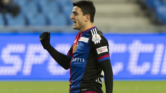 Der Basler Mohamed Elyounoussi jubelt ueber sein 2:0 im Fussball Meisterschaftsspiel der Super League zwischen dem FC Basel 1893 und dem FC Vaduz, im Stadion St. Jakob-Park in Basel, am Samstag, 19. N ...