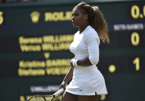 Immer wieder hielt sich Serena Williams den Bauch.