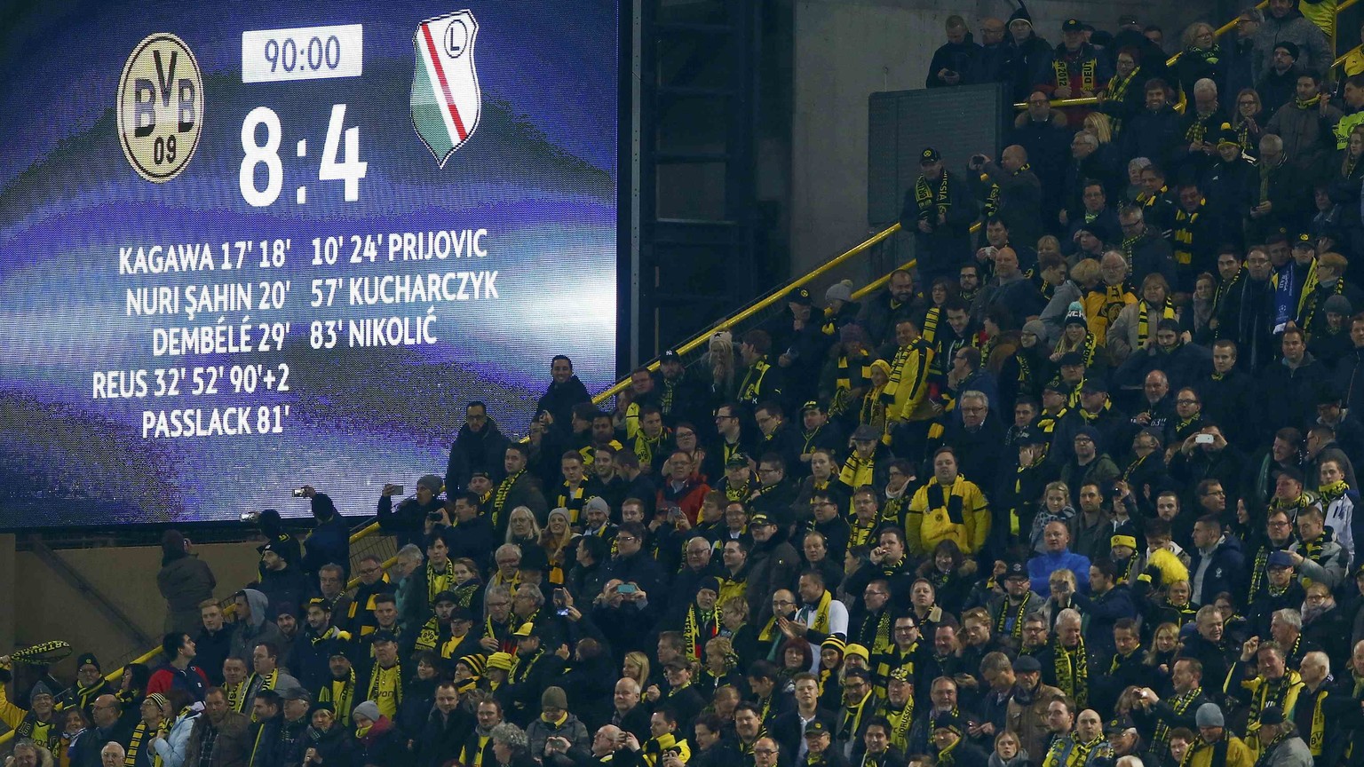 Football Soccer - Borussia Dortmund v Legia Warszawa - Champions League - Signal Iduna Park, Dortmund, Germany - 22/11/16 - The scoreboard is seen after the match between Dortmund and Warszawa. REUTER ...