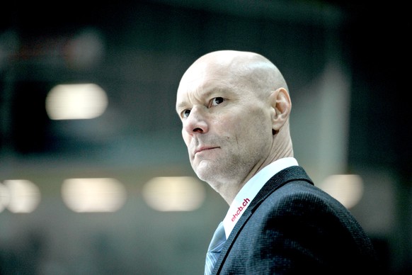 08.Jan.2012; Bern; Eishockey NLA - SC Bern - EHC Biel;
Assistenz-Trainer Dino Stecher (Biel).
(Urs Lindt/freshfocus)