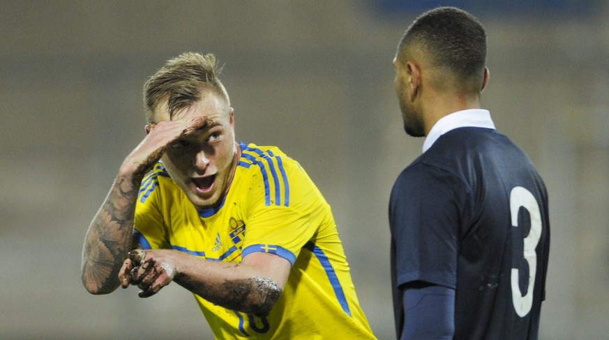 Eine Minute später – und Frankreich ist wieder ausgeschieden. Denn der Schwede Oscar Lewicki schiesst das 4:1. Was seinen Kollegen John Guidetti dazu verleitet, dem Franzosen Kurzawa zu zeigen, w ...