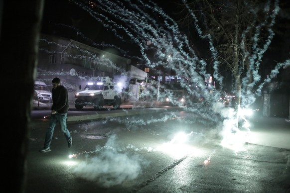 Kurdische Demonstranten lieferten sich am 15. Februar in Istanbul Scharmützel mit der Polizei.