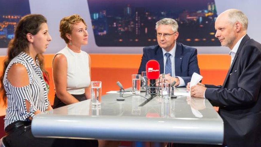 Hitzige Diskussion:&nbsp;«Talk Täglich» mit Funda Yilmaz, Irène Kälin, Andreas Glarner, moderiert von Rolf Cavalli (v.l.n.r.).