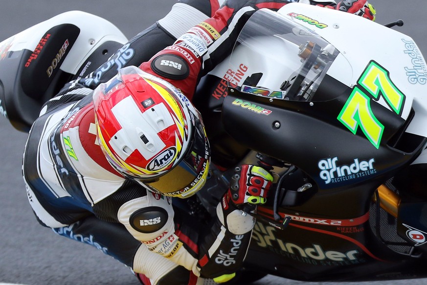 epa05976632 Swiss Moto2 rider Dominique Aegerter of Kiefer Racing during the qualifying session of the French motorcycling Grand Prix at Le Mans race track, Le Mans, France, 20 May 2017. EPA/EDDY LEMA ...