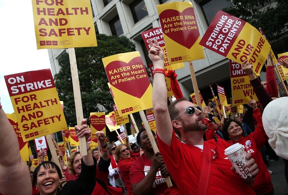 Protest in Kalifornien: Krankenschwestern und Krankenpfleger fordern besseren Schutz vor Ebola.&nbsp;