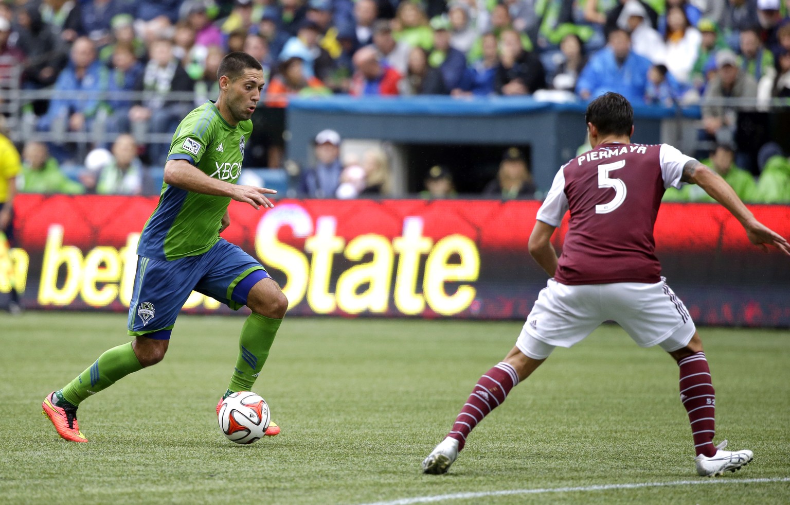 Clint Dempsey schiesst bei den&nbsp;Seattle Sounders ein traumhaftes Tor.