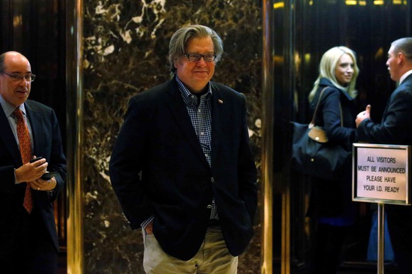 Campaign CEO Stephen Bannon departs the offices of Republican president-elect Donald Trump at Trump Tower in New York, New York, U.S. on November 11, 2016. REUTERS/Carlo Allegri/File Photo