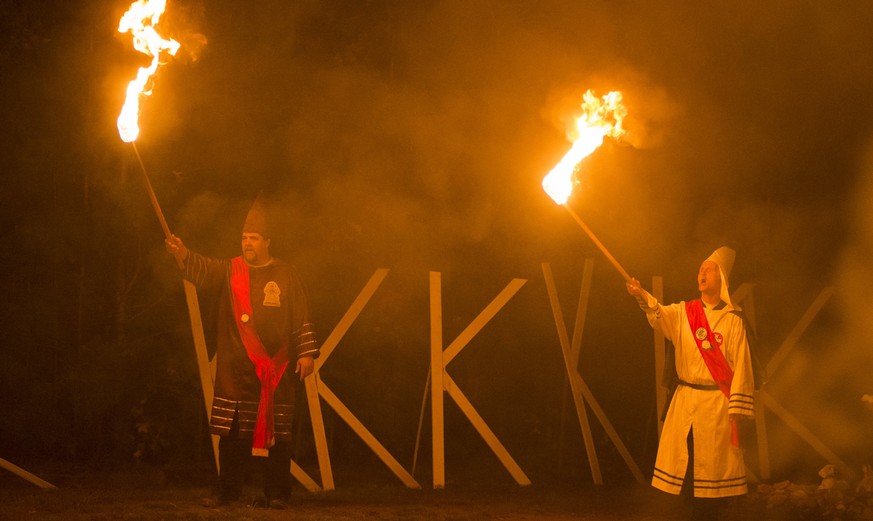 KKK-Zeremonie in Virginia, Oktober 2014.