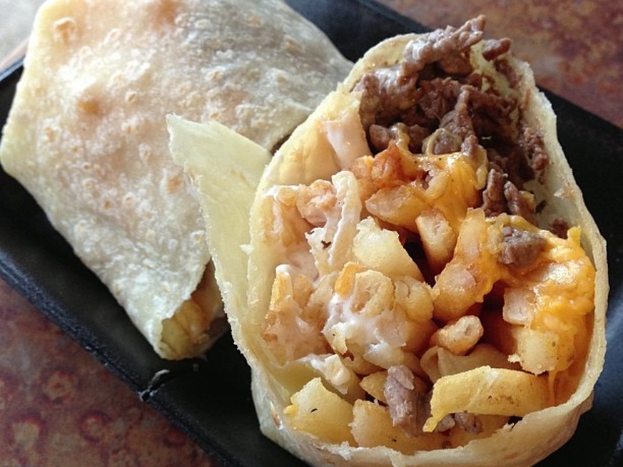 california burrito san diego carne asada mexiko essen food usa https://www.thrillist.com/eat/san-diego/best-california-burritos-in-san-diego