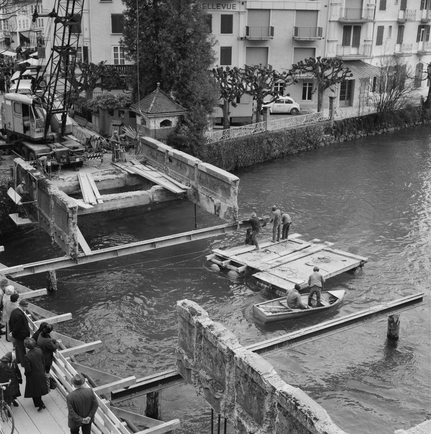 1978: Abbruch und Bau der neuen Aarebrücke in Interlaken.