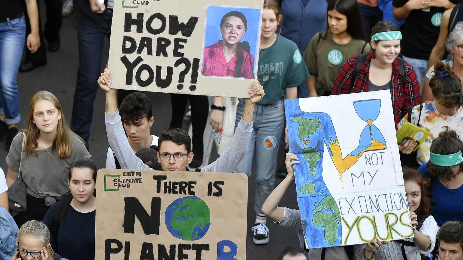 Klimastreik in Zuerich am Freitag, 27. September 2019. (KEYSTONE/Walter Bieri)