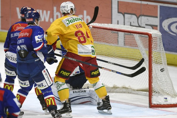 Langnaus Eero Elo schiesst den 3-3 Ausgleich, waehrend dem Eishockey Meisterschaftsspiel der National League A zwischen den ZSC Lions und den SCL Tigers, am Freitag, 28. Oktober 2016, in Zuerich. (KEY ...