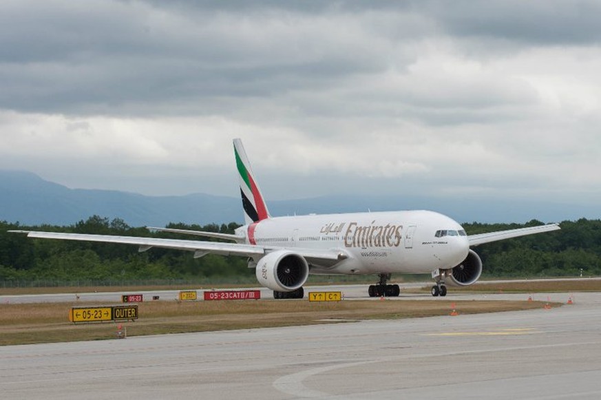 Wann hebt die Boeing 777 von Emirates von Genf nach Mexiko ab?