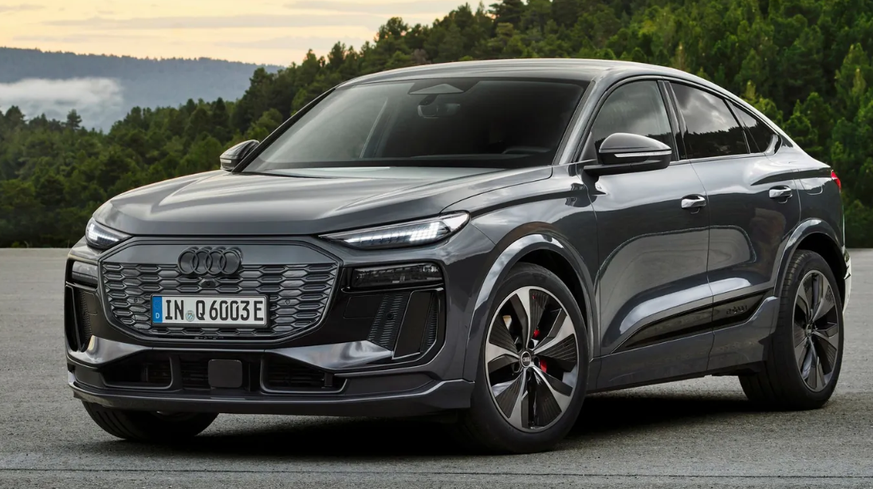 Nachrichten Linkding Matrix-LED-Scheinwerfer und der typische Singleframe-Grill prägen das Gesicht des Q6 Sportback e-tron.