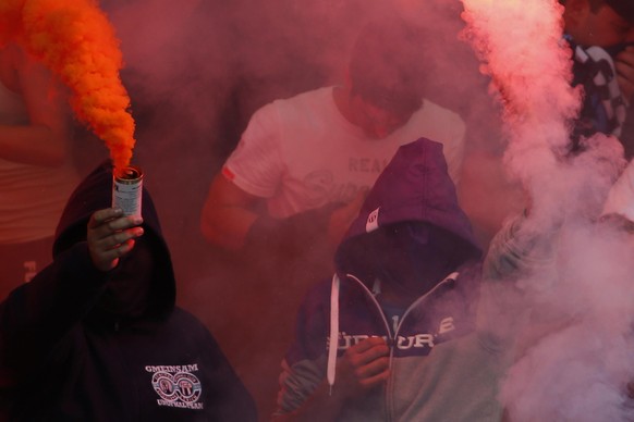 Ultras des FC Zürich sprayten auf der Demonstrationsstrecke mehrmals «FCZ».