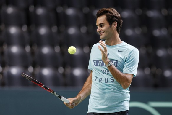 Roger Federer beim Training in Genf.