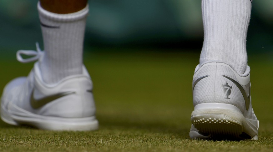 Noch steht eine 7 da: genau hingeschaut auf Roger Federers Schuhe.