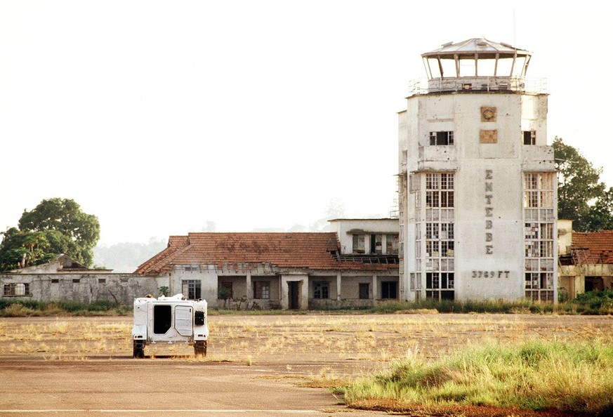 Terminal des Flughafens Entebbe (1994).&nbsp;