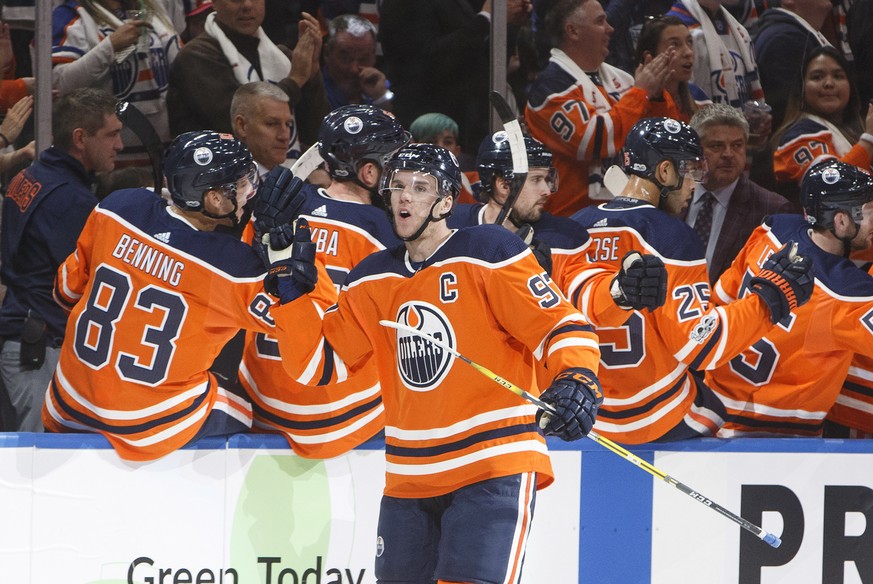 Edmonton Oilers&#039; Connor McDavid (7) celebrates his goal against the Calgary Flames during the first period of an NHL hockey game Wednesday, Oct. 4, 2017, in Edmonton, Alberta. (Jason Franson/The  ...