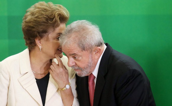 Präsidentin Rousseff will ihren Förderer Lula ins Kabinett berufen.