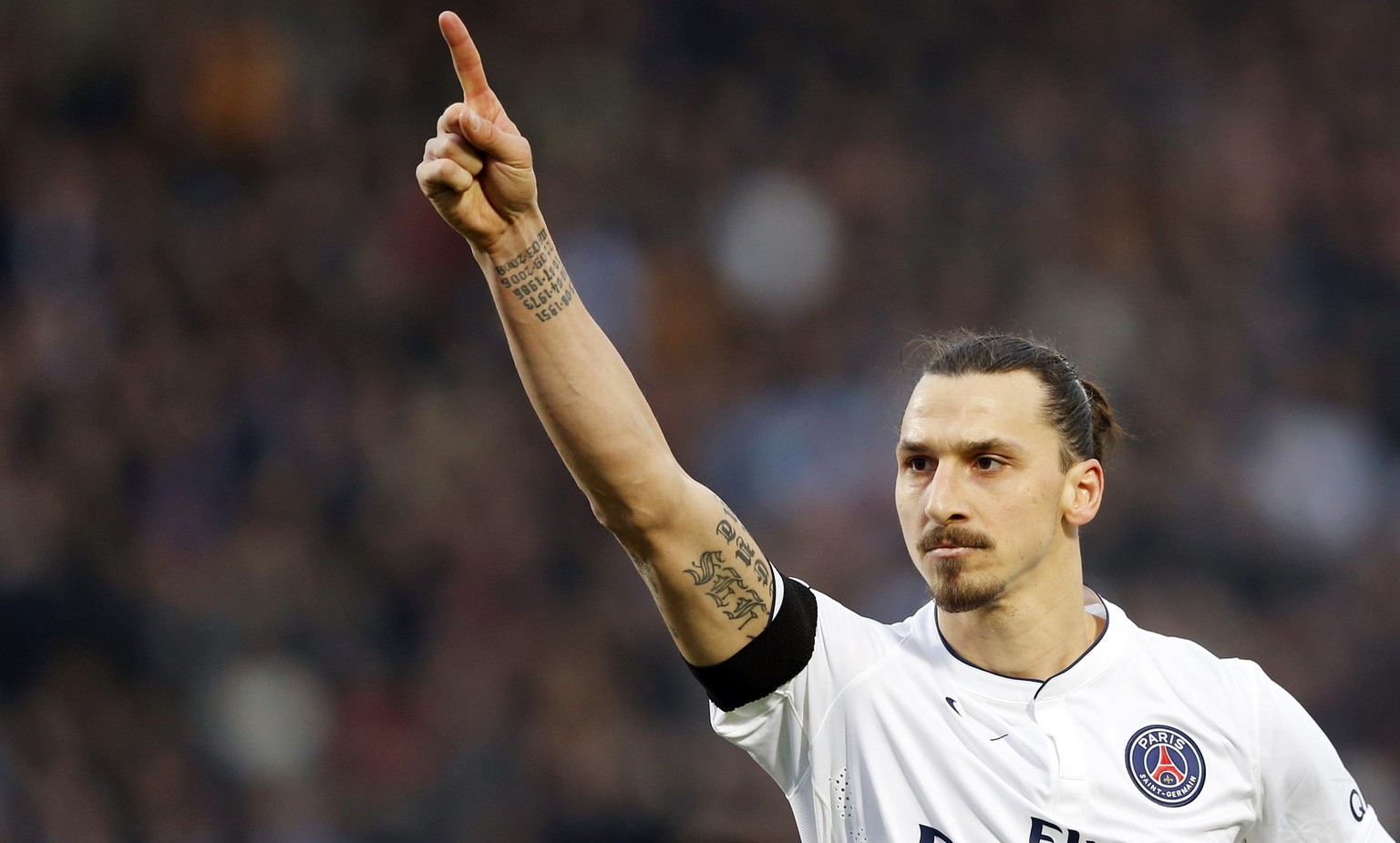 Zlatan Ibrahimovic fühlte sich und seinen PSG beim 2:3 in Bordeaux von den Schiedsrichtern benachteiligt.