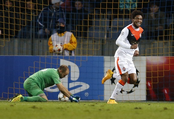 Luiz Adriano trifft gegen die Weissrussen fünf Mal. Logisch hat er gut lachen.&nbsp;