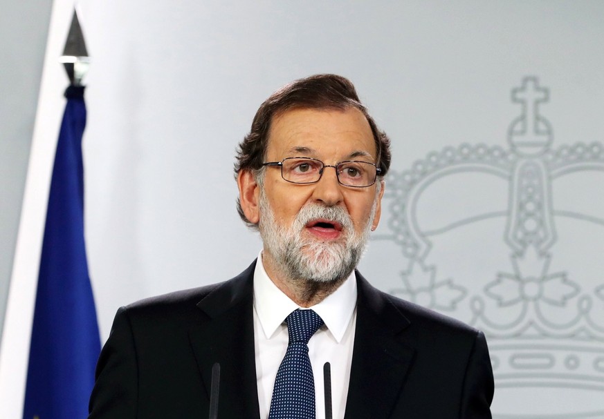 epa06239140 Spanish Prime Minister Mariano Rajoy gives a press statement on the Catalonia independence referendum &#039;1-O Referendum&#039; in Madrid, Spain, 01 October 2017. Spanish National Police  ...