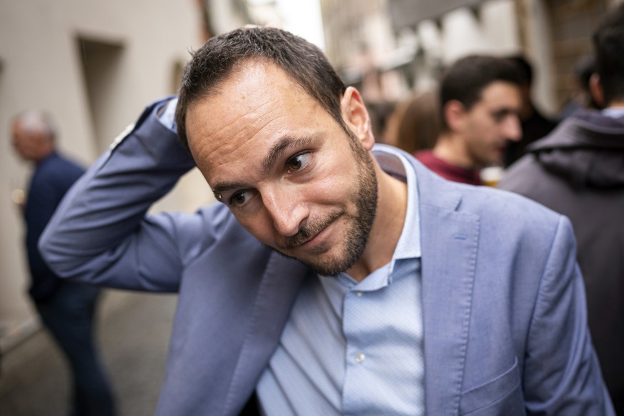 Mathias Reynard (PS) ce dimanche 2 novembre 2019 a Sion lors du 2eme tour de l&#039;élection Federale au Conseil des Etats 2019. (KEYSTONE/Olivier Maire).