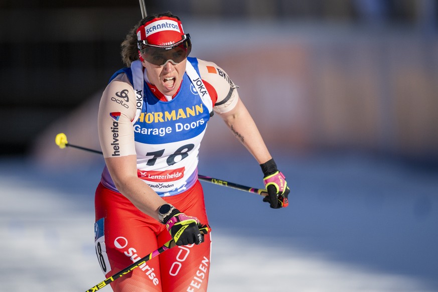 Nachrichten Linkding Lena Haecki-Gross of Switzerland reacts at the finish line during the womens 15k individual race at the IBU Biathlon World Championships, on Tuesday, February 18, 2025, in Lenzerheide, Switzerland. (K ...
