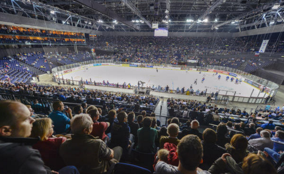 Das Hallenstadion ist als Austragungsort im Gespräch.