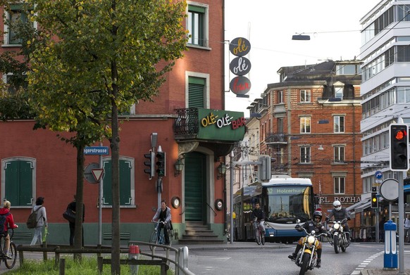 Die geschlossene Ole-Ole-Bar an der Langstrasse 138 (Ecke Lagerstasse) im Kreis 4 in Zuerich, aufgenommen am Mittwoch, 17. Oktober 2012. Das seit 1966 von Rita Guyer und ihren drei Geschwistern gefueh ...