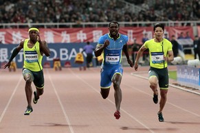 Justin Gatlin dominiert die Konkurrenz in Schanghai klar.