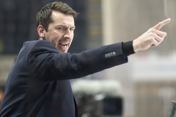 Berns Head Coach Lars Leuenberger, im vierten Playoff-Viertelfinalspiel der National League A zwischen dem SC Bern und den ZSC Lions am Donnerstag, 10. Maerz 2016, in der PostFinance-Arena in Bern. (K ...