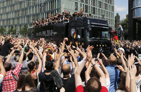 Auf dem offenen Bus durch die Innenstadt.