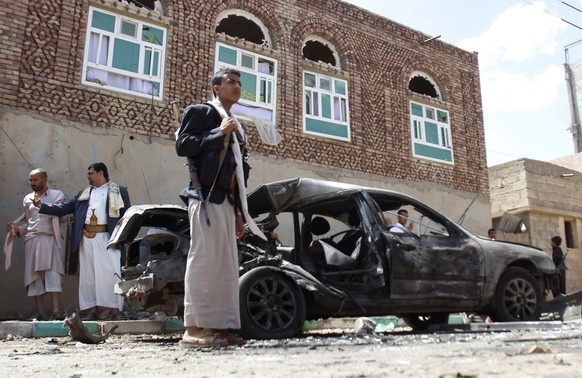 Spuren des Selbstmordanschlags in Sanaa.