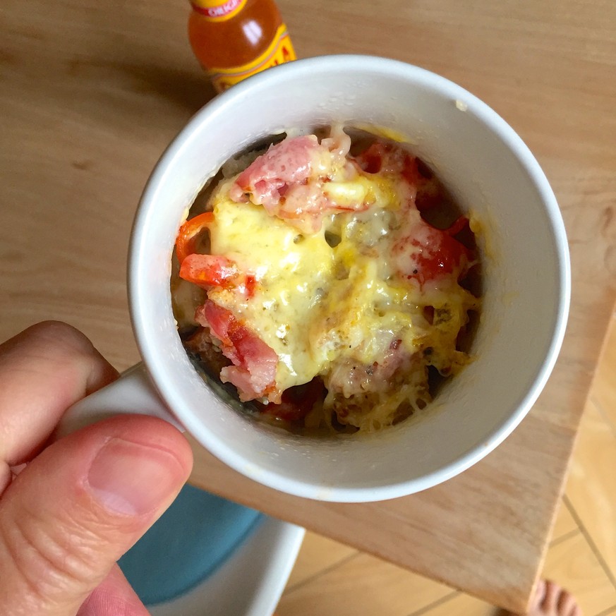 breakfast in a mug fail tasty buzzfeed viral frühstück baroni food essen eier mikrowelle