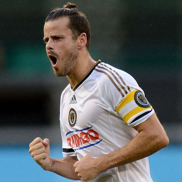 06.08.2016; Washington; Fussball Major League Soccer - DC United - Philadelphia Union; 
Tranquillo Barnetta (Philadelphia) jubelt (Chuck Myers/Zuma Sports Wire/freshfocus)