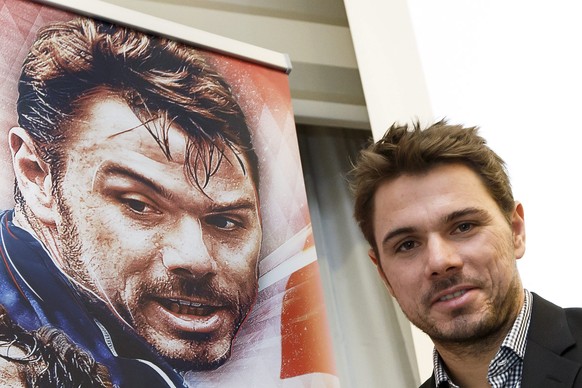 Wawrinka vor einem Wawrinka-Poster.