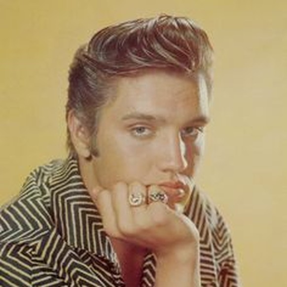 elvis presley blond https://www.pinterest.com/curujinha/elvis/