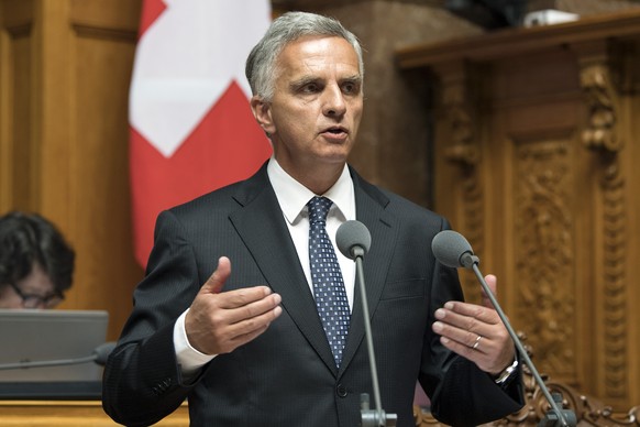 Bundesrat Didier Burkhalter spricht im Nationalrat an der Sommersession der Eidgenoessischen Raete, am Mittwoch, 14. Juni 2017, in Bern. (KEYSTONE/ Peter Schneider)