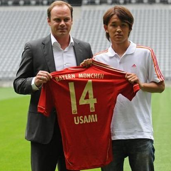 Usami und Bayern-Manager Nerlinger.