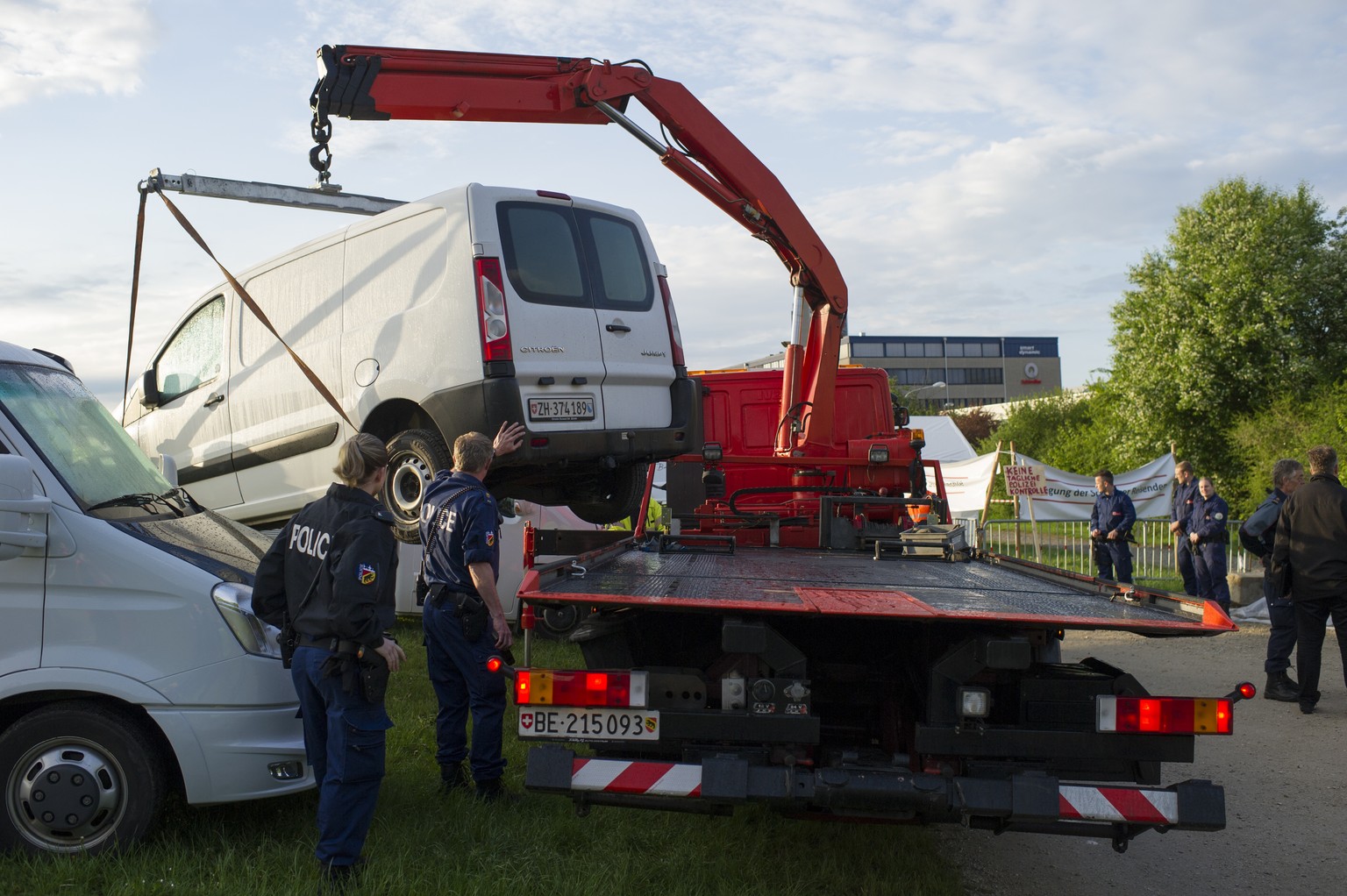 Mehrere Wagen wurden abgeschleppt.