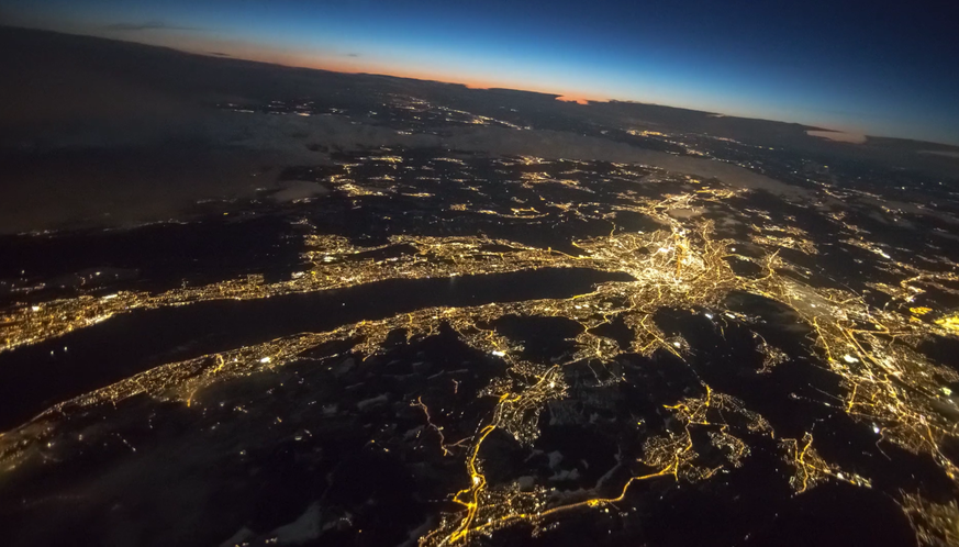 Blick auf Zürich aus einem Swiss-Airbus.