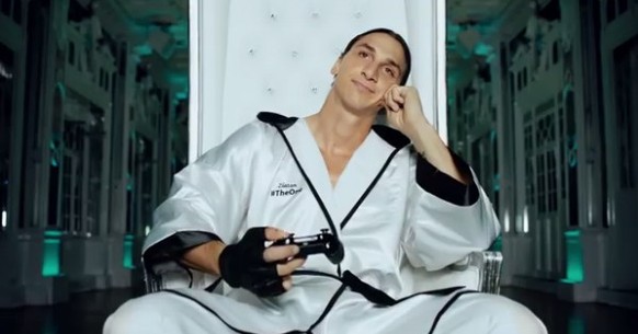 Ibrahimovic ist der offizielle Xbox-One-Botschafter.