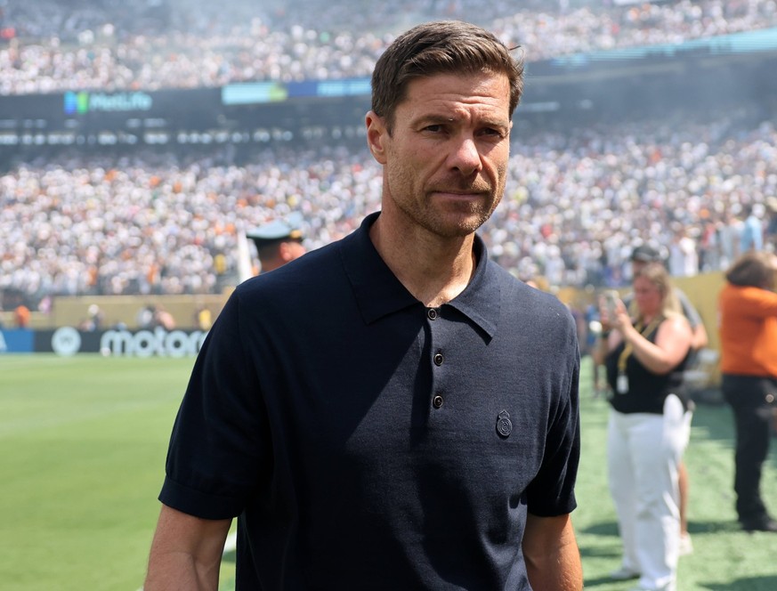 Nachrichten Linkding New Jersey, USA, 9th July 2025. Xabi Alonso Head coach of Real Madrid during the Paris Saint Germain vs Real Madrid FIFA Club World Cup Semi Final match at Metlife Stadium, New Jersey. Picture credit  ...