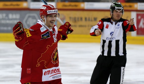 Kevin Hecquefeuille skort im siebten Spiel gegen Olten drei Tore und zwei Assists.