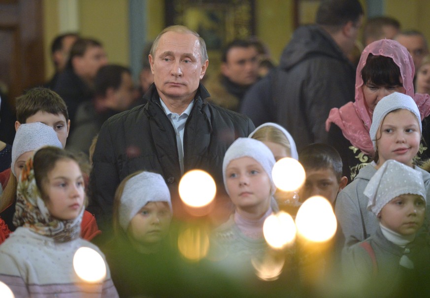 Putin am 7. Januar in&nbsp;Turginovo bei einem Gottesdienst.