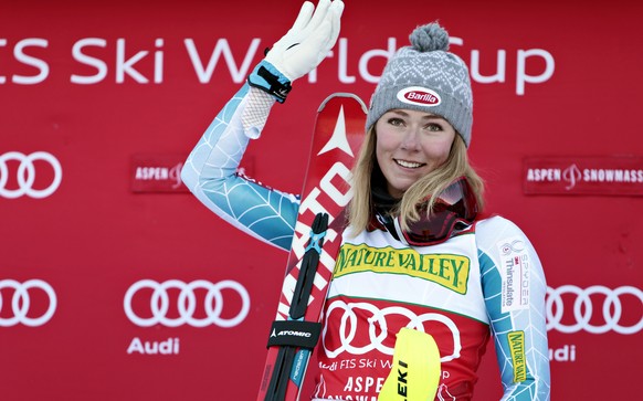 FILE - In this Nov. 28, 2015 file photo, United States&#039; Mikaela Shiffrin waves on the podium after winning the women&#039;s World Cup slalom ski race in Aspen, Colo. Shiffrin said she will return ...